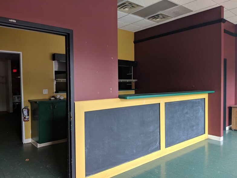 More Photos Of 295 Weatherstone Dr, Wadsworth General Retail For Lease