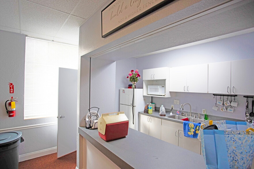 More Photos Of 1310 22nd Ave S, Saint Petersburg Religious Facility For Sale