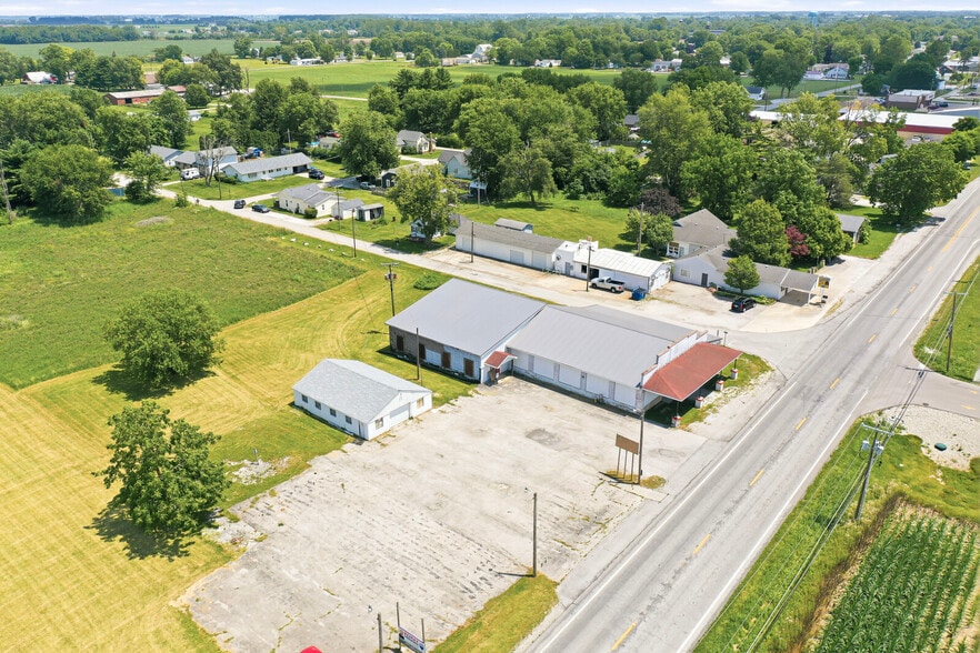More Photos Of 7874 E State Road 28, Elwood Flex For Sale