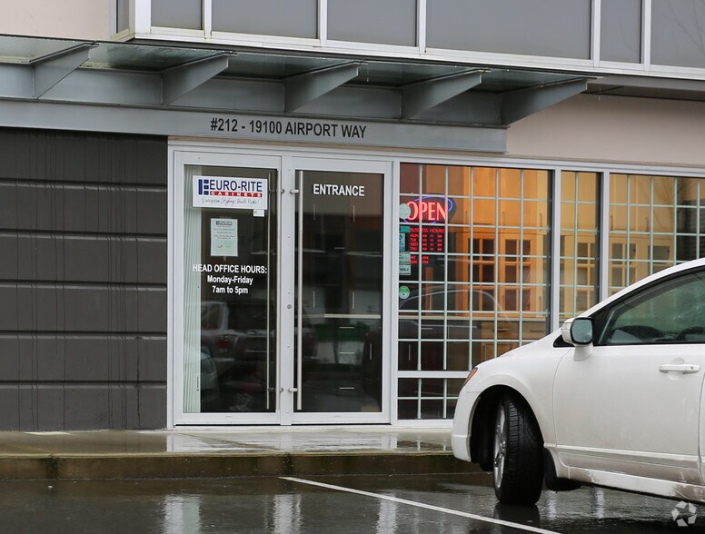 More Photos Of 19100 Airport Way, Pitt Meadows Warehouse For Lease