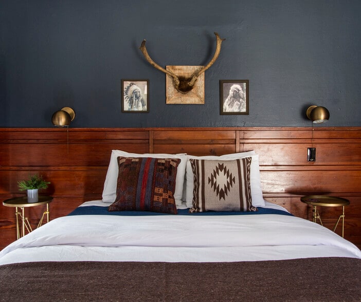 More Photos Of 214 Lagunita Ln, Big Bear Lake Hotel For Sale