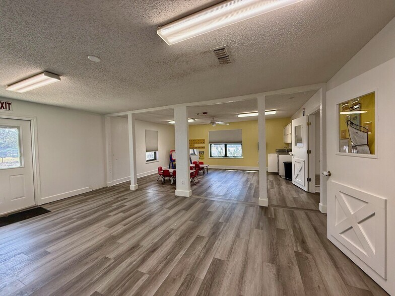 More Photos Of 3015 James Rd, Granbury Daycare Center For Sale