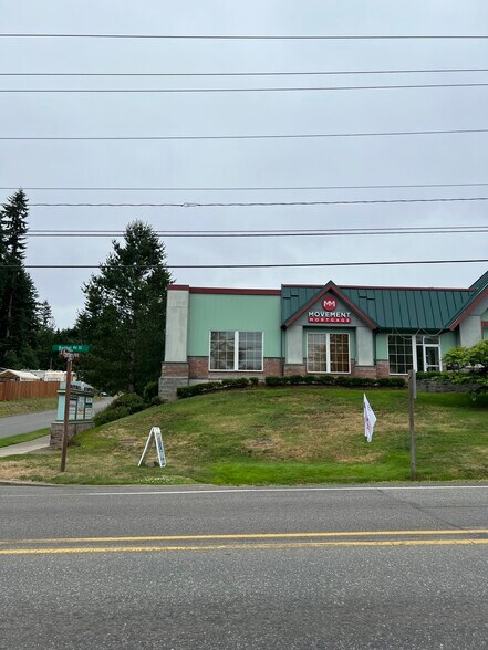 More Photos Of 1551 SE Piperberry Way, Port Orchard Storefront Retail Office For Lease