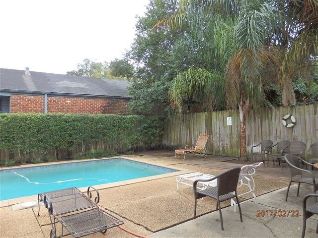 More Photos Of 629 Cherokee St, New Orleans Office For Lease