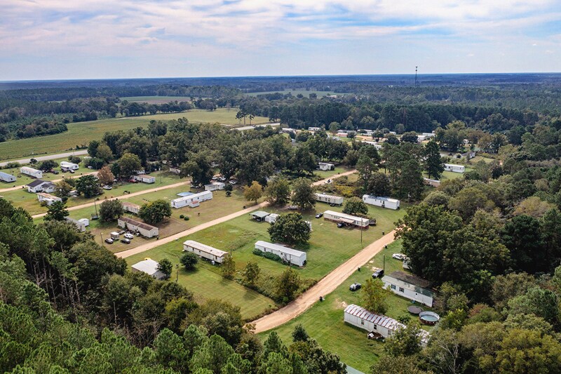 More Photos Of 4916 U.S. 441, Douglas Manufactured Housing Mobile Home Park For Sale