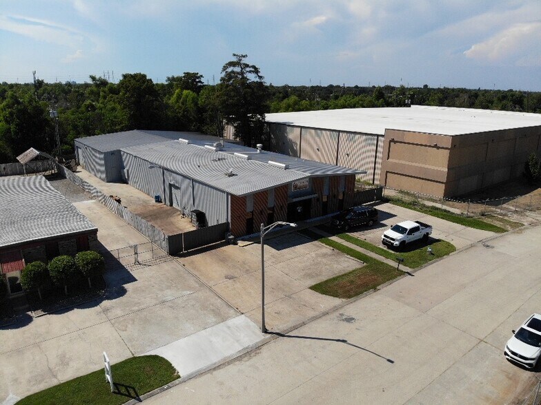 More Photos Of 4400 Poche Ct W, New Orleans Light Manufacturing For Sale