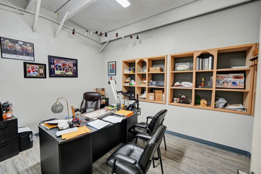 More Photos Of 2500 S Crane, Odessa Warehouse For Sale
