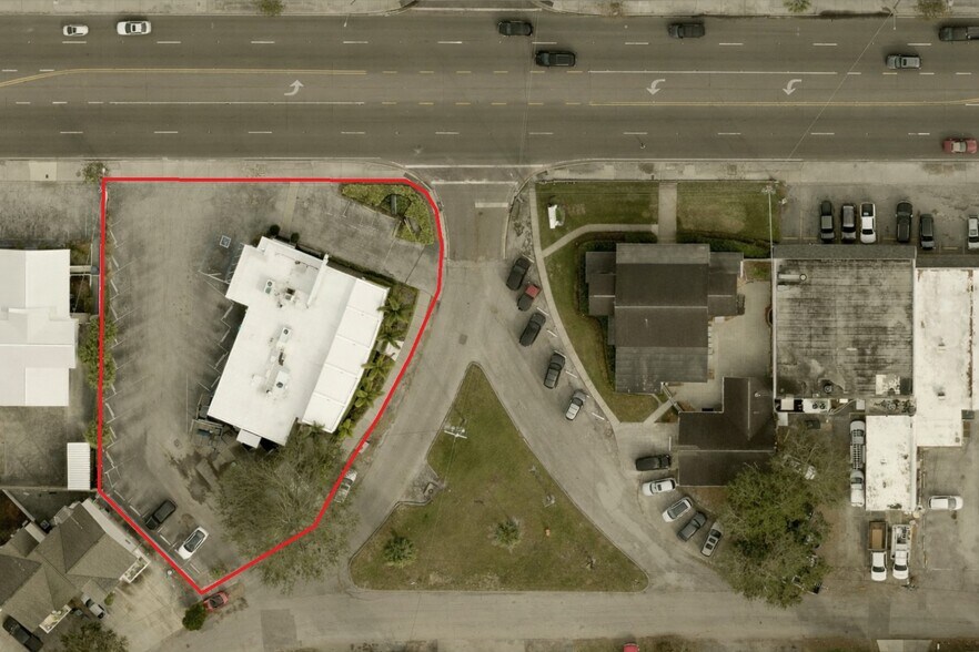 More Photos Of 2702 W Kennedy Blvd, Tampa Restaurant For Sale