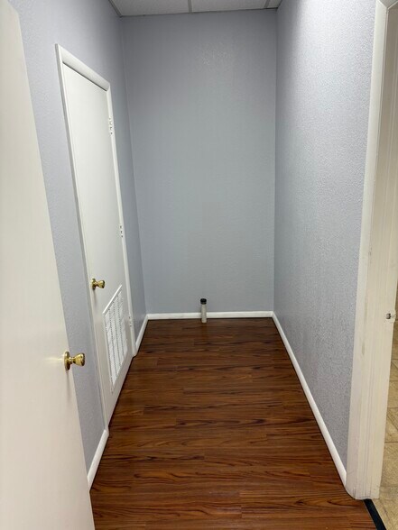 More Photos Of 222 E Eufaula St, Norman Office For Lease