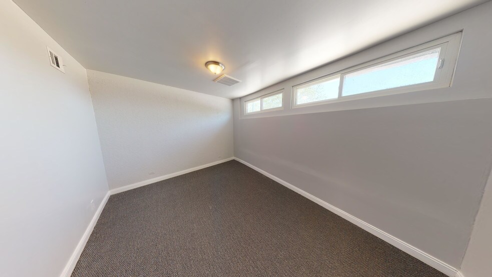 More Photos Of 5710-5712 S Central Ave, Chicago Warehouse For Sale