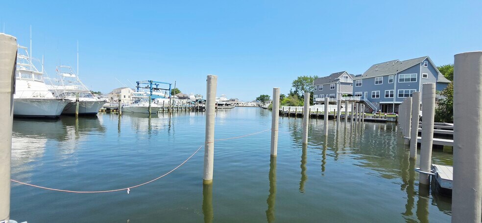 More Photos Of 41 Pennsylvania Ave, Waretown Marina For Sale