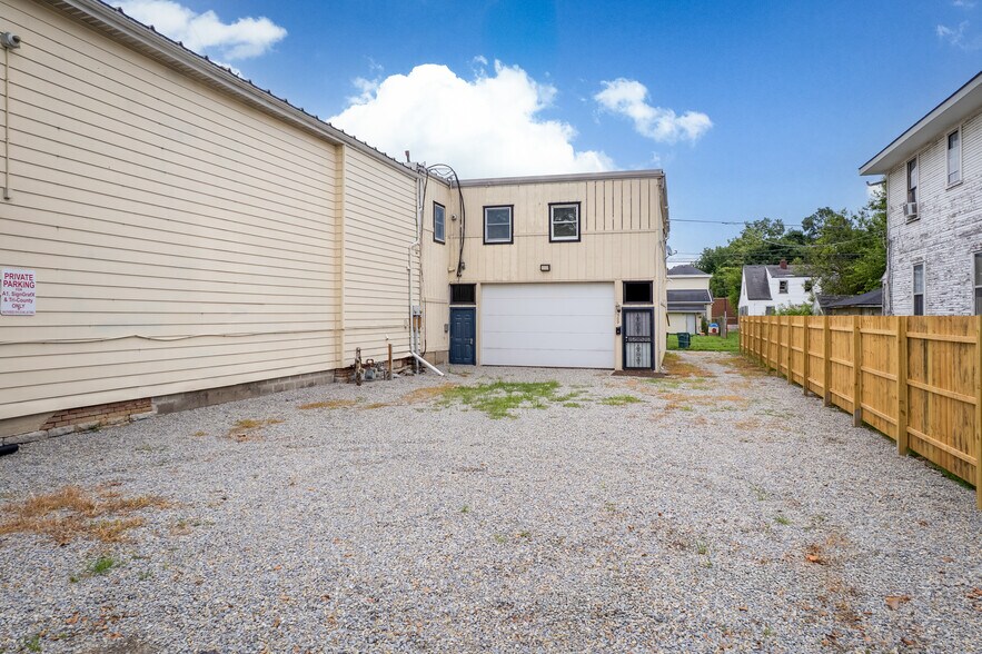 More Photos Of 1001 S E St, Richmond General Retail For Sale