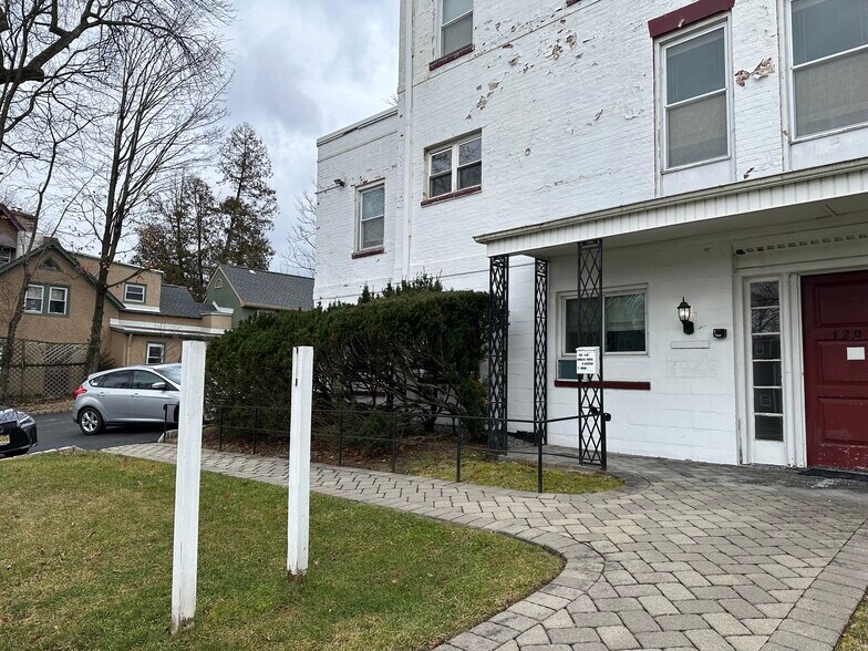 More Photos Of 155 Kilburn Pl, South Orange Office Residential For Lease