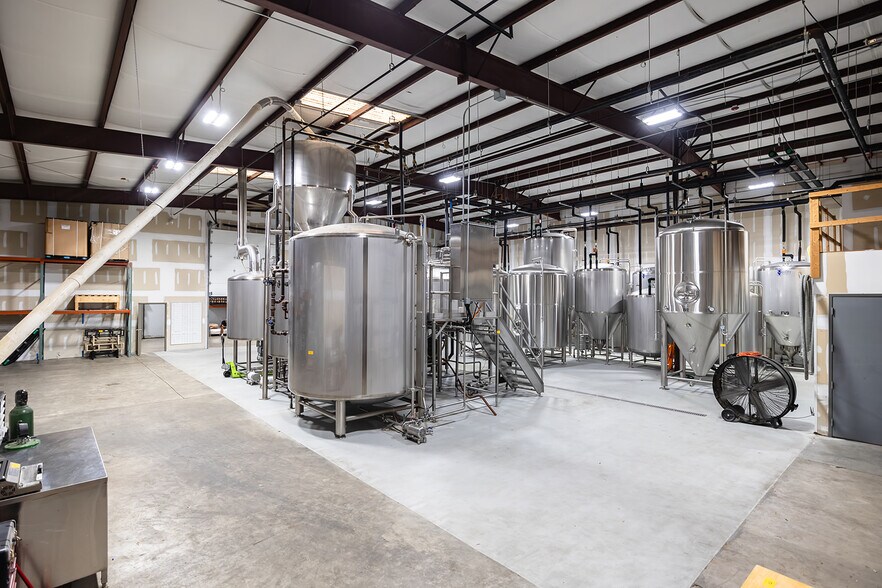 More Photos Of 110 Greenfield St, Wilmington General Retail For Sale