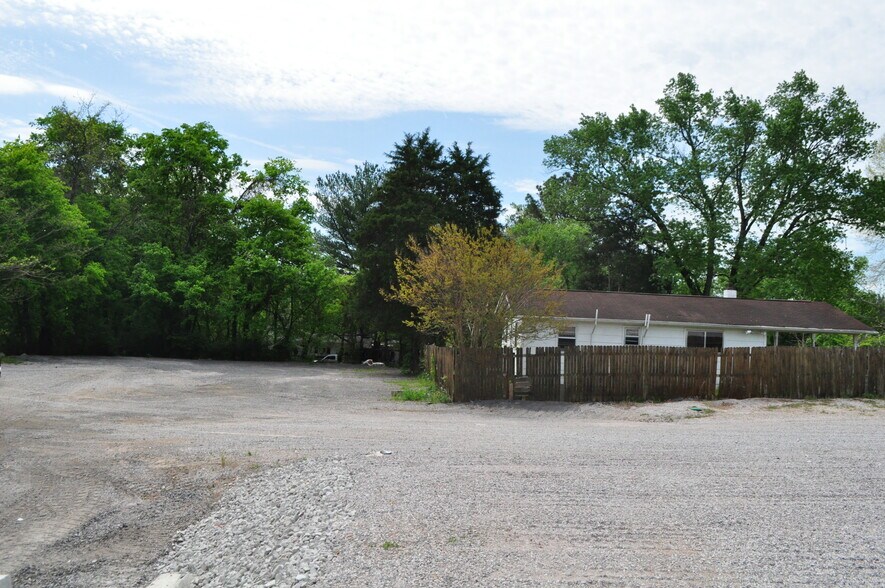 More Photos Of 7250 Rutledge Pike, Knoxville Land For Sale