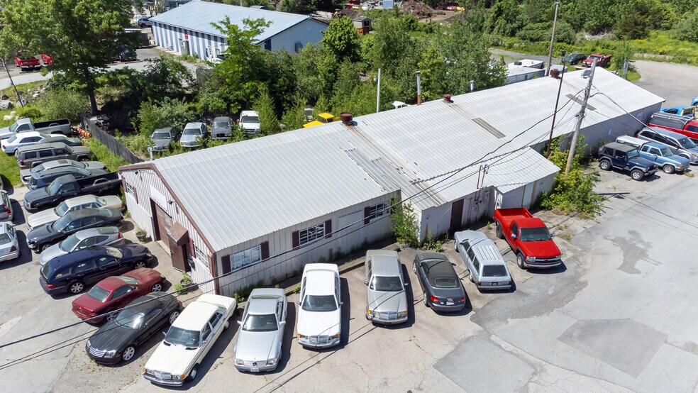 More Photos Of 86 Newburyport Tpke, Newbury Auto Dealership For Sale