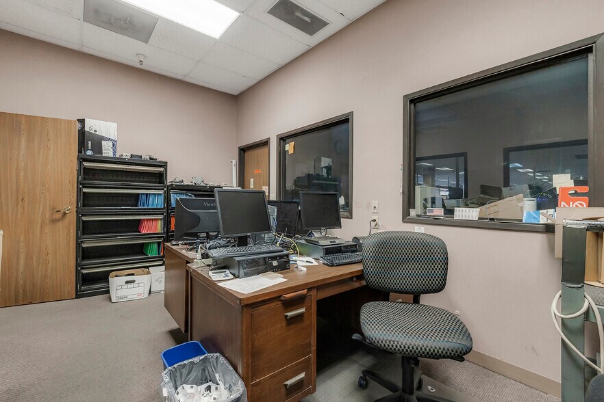 More Photos Of 400 E Park Ave, Chico Office For Sale