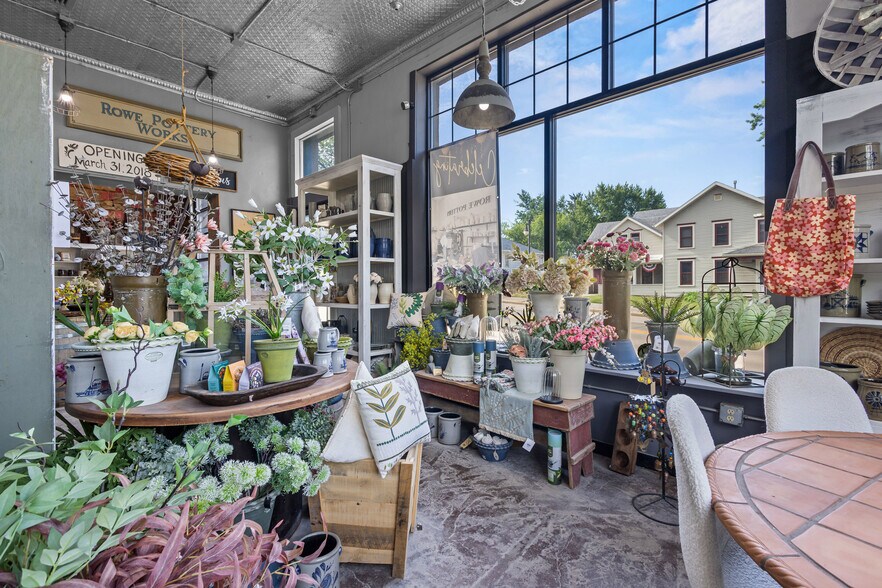 More Photos Of 108-110 E Main St, Cambridge Storefront For Sale