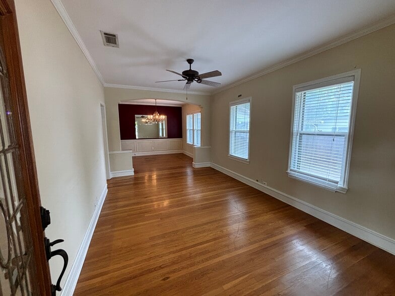 More Photos Of 510 S Church St, Georgetown Office Residential For Sale