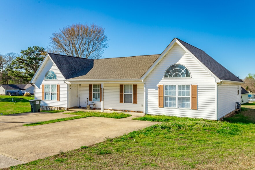 More Photos Of 14 Clara Dr, Ringgold Multifamily For Sale