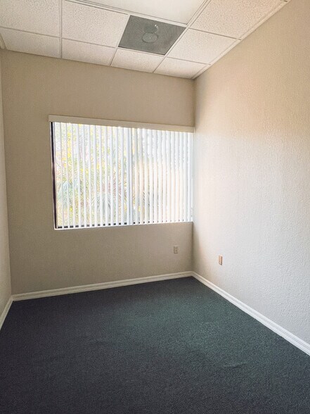 More Photos Of 801 Beville Rd, Daytona Beach Medical For Sale