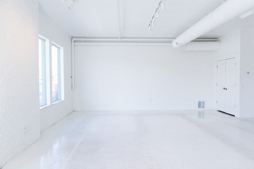 More Photos Of 491 S Freedom Blvd, Provo Storefront Retail Residential For Lease