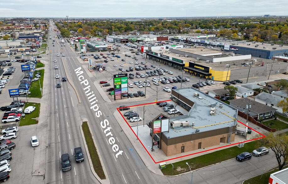 More Photos Of 1353 Mcphillips St, Winnipeg Storefront For Lease