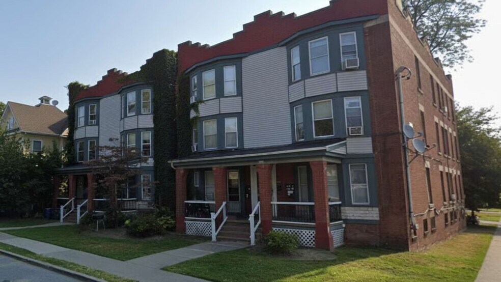More Photos Of 77 Garden St, Poughkeepsie Apartments For Sale
