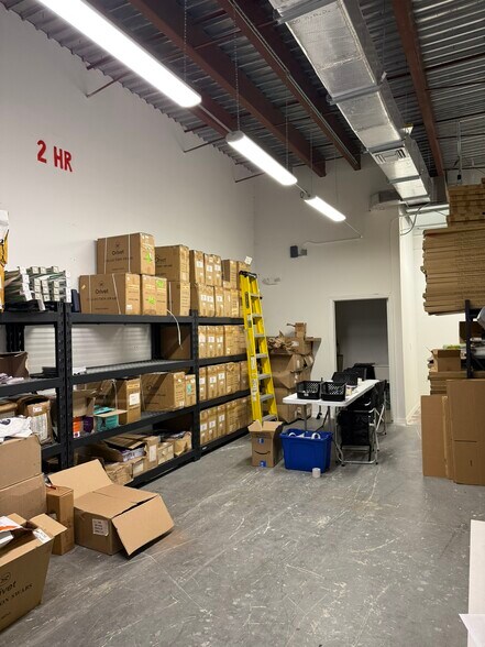 More Photos Of 3020 Fairlane Farms Rd, Wellington Light Distribution For Lease