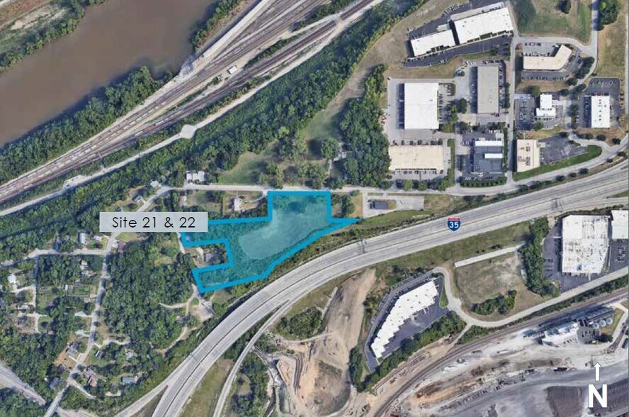 More Photos Of Greystone Ave, Kansas City Flex For Lease