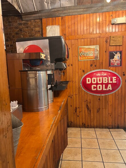 More Photos Of 705 E Moore Ave, Terrell Restaurant For Sale