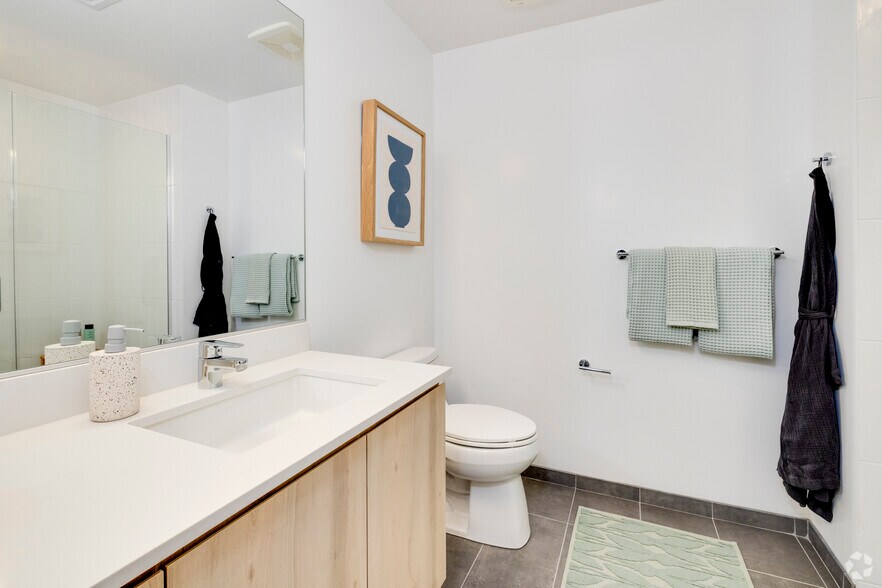 More Photos Of 817 N 6th St, Phoenix Apartments For Lease