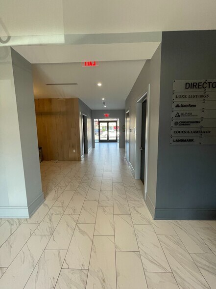 More Photos Of 530 Chestnut St, Union Township Office Residential For Lease