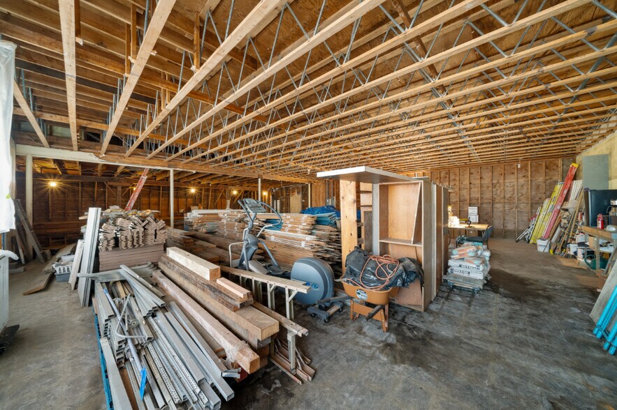 More Photos Of 625 Nehalem Blvd, Wheeler Storefront Retail Residential For Sale