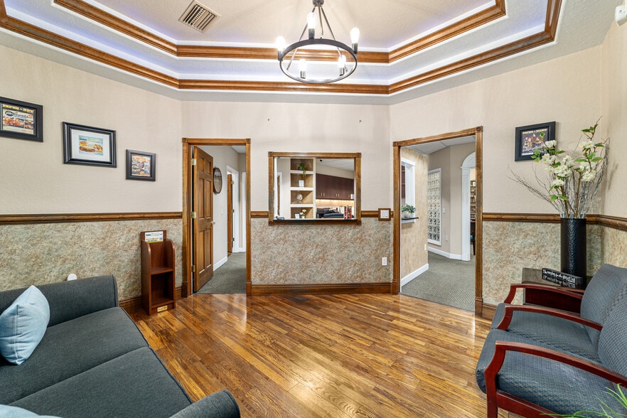 More Photos Of 434 SW 14 St, Ocala Office Residential For Sale