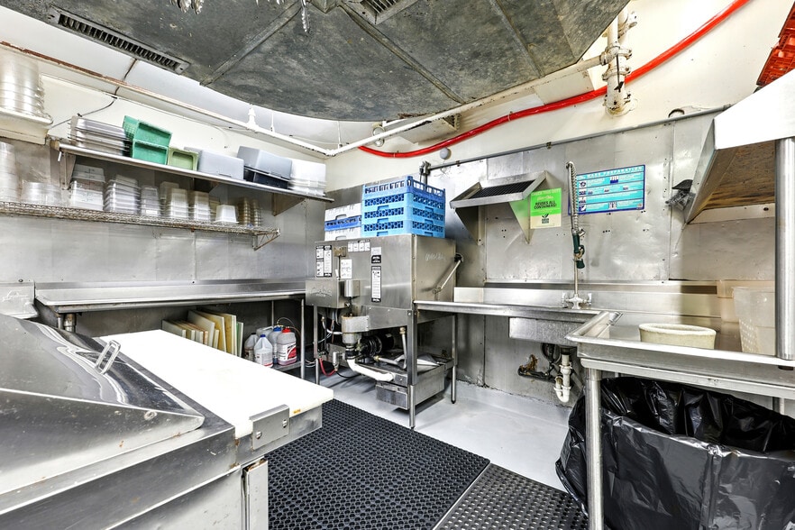 More Photos Of 102 San Marco Ave, Saint Augustine Restaurant For Sale