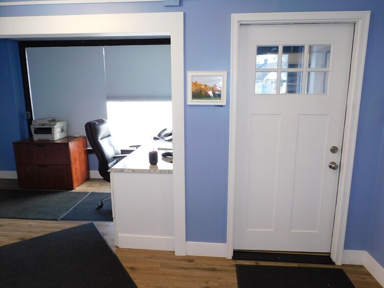 More Photos Of 40 Stone Rd, Greece Auto Repair For Sale