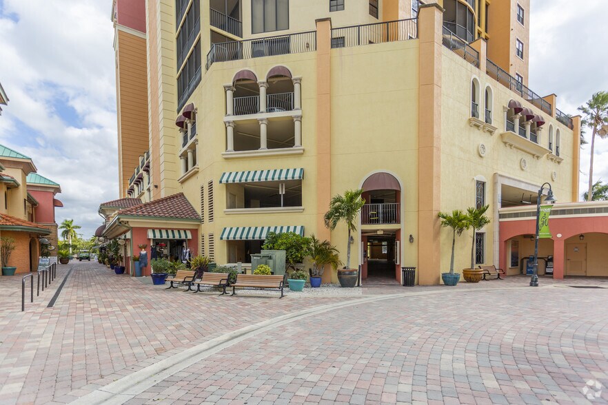 More Photos Of 5781 Cape Harbour Dr, Cape Coral Apartments For Lease