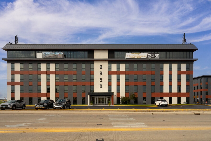 More Photos Of 9950 Lawrence Ave, Schiller Park Office For Lease