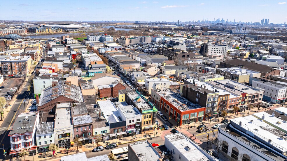 More Photos Of 180 Ferry St, Newark Storefront Retail Office For Sale
