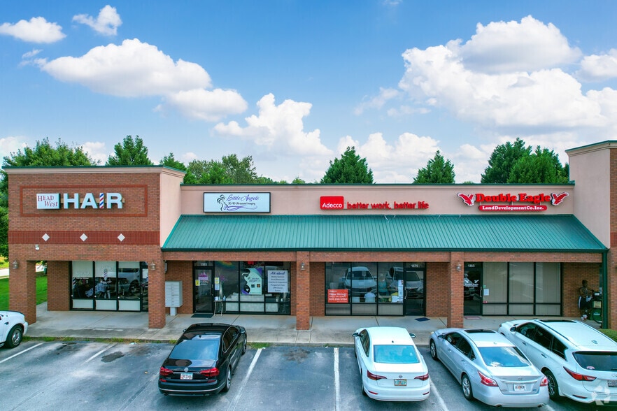 More Photos Of 1305-1395 McDonough Pky, McDonough Storefront Retail Office For Sale