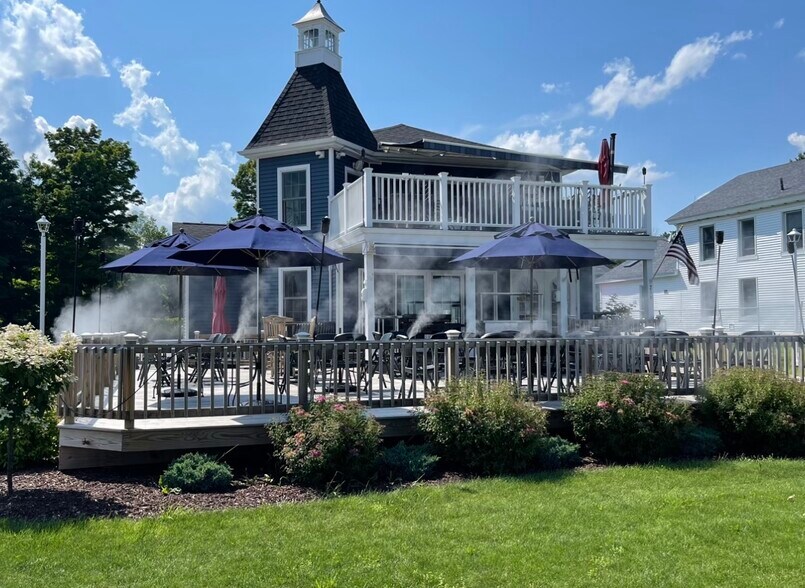 More Photos Of 216 Lake St, Rouses Point Restaurant For Sale