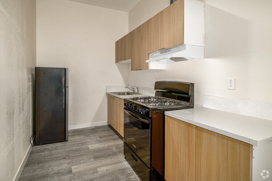 More Photos Of 3217 S Central Ave, Los Angeles Apartments For Sale