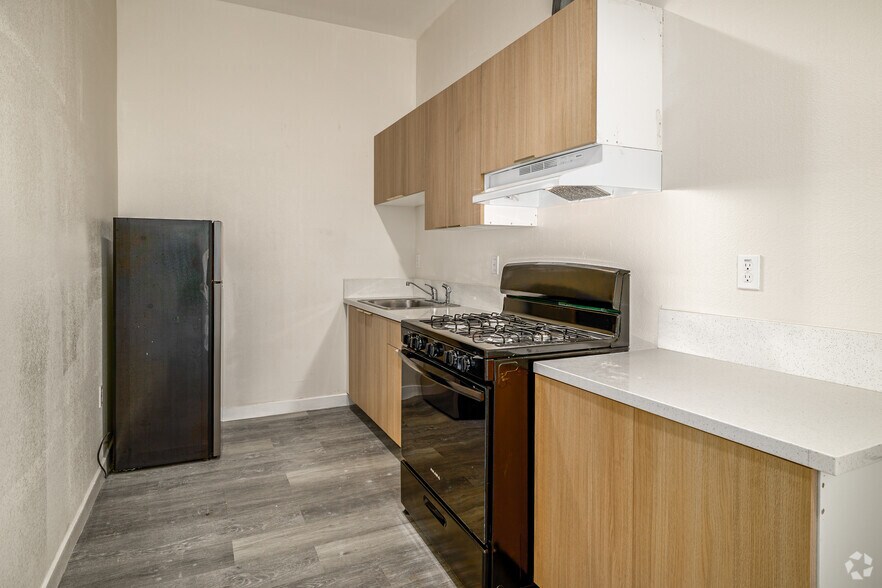 More Photos Of 3217 S Central Ave, Los Angeles Apartments For Sale