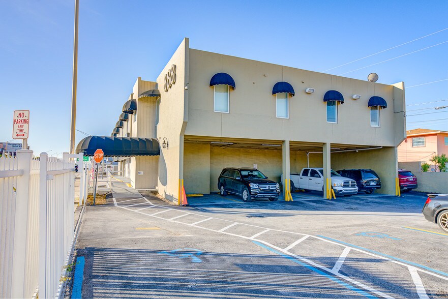 More Photos Of 888 NW 27th Ave, Miami Storefront Retail Office For Lease