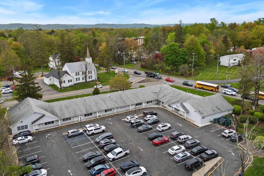 More Photos Of 500 New Hempstead Rd, New City Medical For Sale