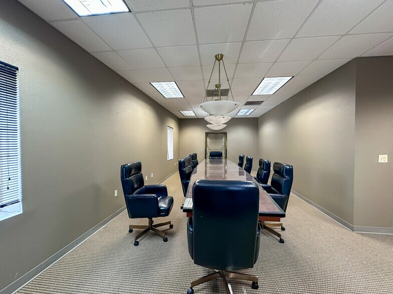 More Photos Of 2115 Harden Blvd, Lakeland Medical For Lease