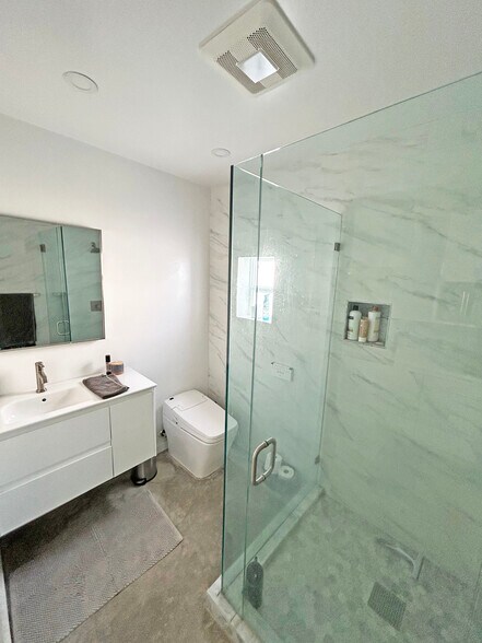 More Photos Of 130 Los Aguajes Ave, Santa Barbara Warehouse For Sale