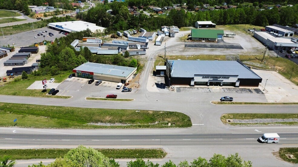 More Photos Of 236 E Cumberland Gap Pkwy, Corbin Storefront Retail Office For Lease