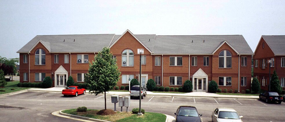 More Photos Of 3102-3114 Golansky Blvd, Woodbridge Medical For Lease